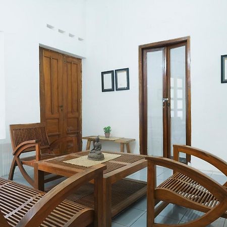 Oyo 287 Rumah Eyang Near Rsud Kota Yogyakarta Hotell Eksteriør bilde