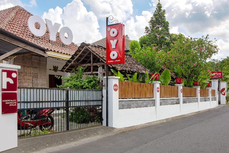 Oyo 287 Rumah Eyang Near Rsud Kota Yogyakarta Hotell Eksteriør bilde